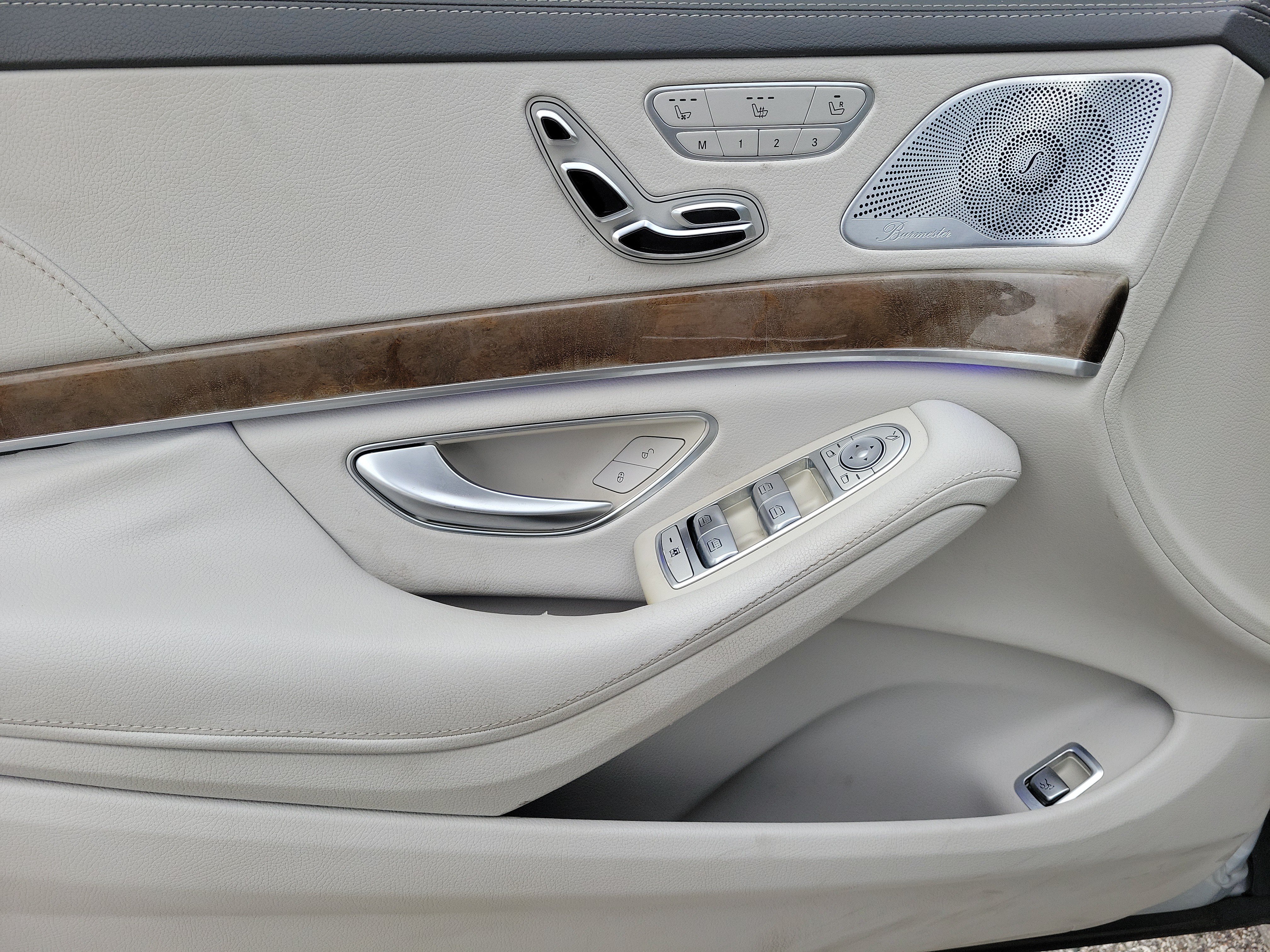 Used 2015 Mercedes-Benz S 550 Sedan image 14