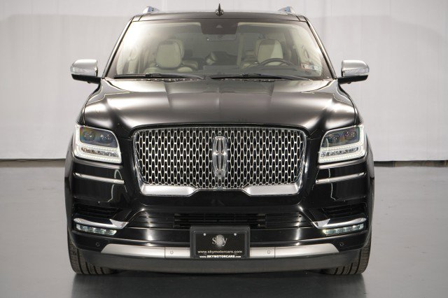 Used 2019 Lincoln Navigator Black Label AWD/4WD image 4
