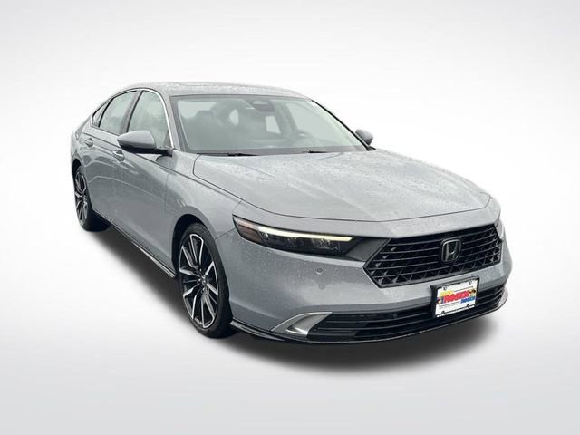 New 2025 Honda Accord Touring image 7