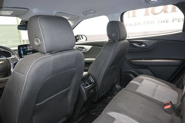 Used 2024 Chevrolet Blazer LT w/ Convenience Package FWD image 23