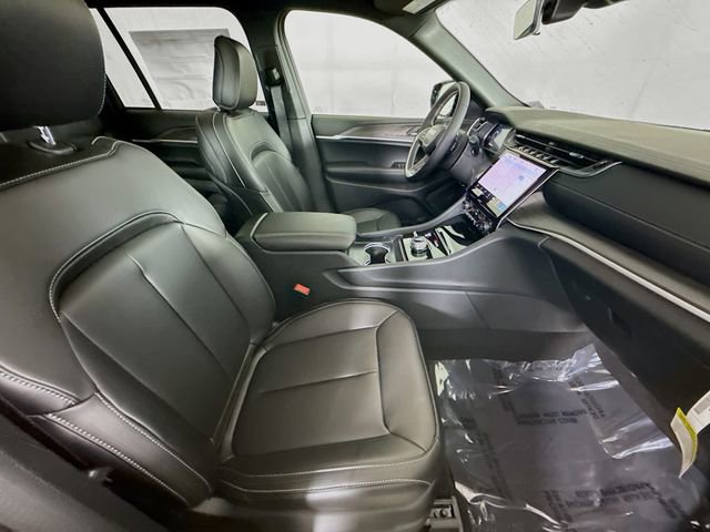 New 2025 Jeep Grand Cherokee Limited image 28