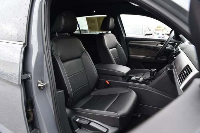 Certified 2023 Volkswagen Atlas Cross Sport SE w/ Panoramic Sunroof Package image 20