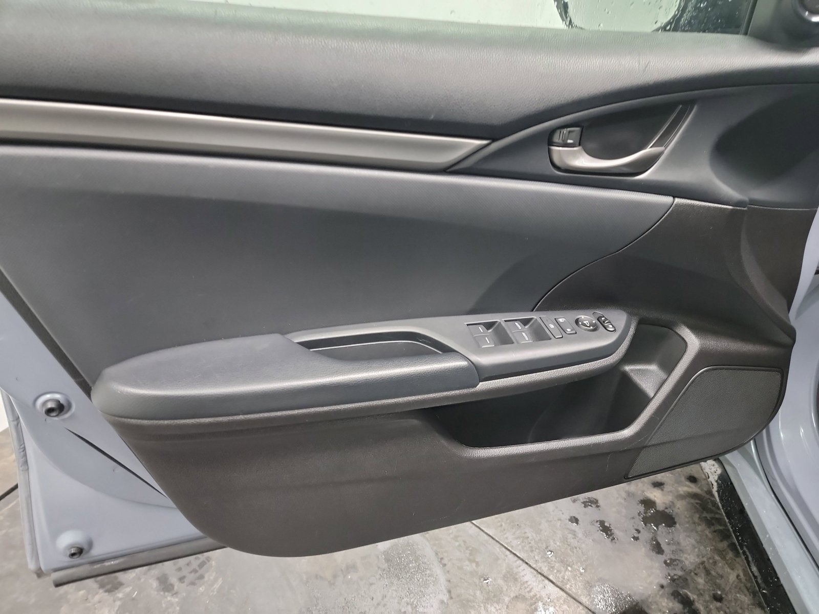 Used 2020 Honda Civic Sport image 13