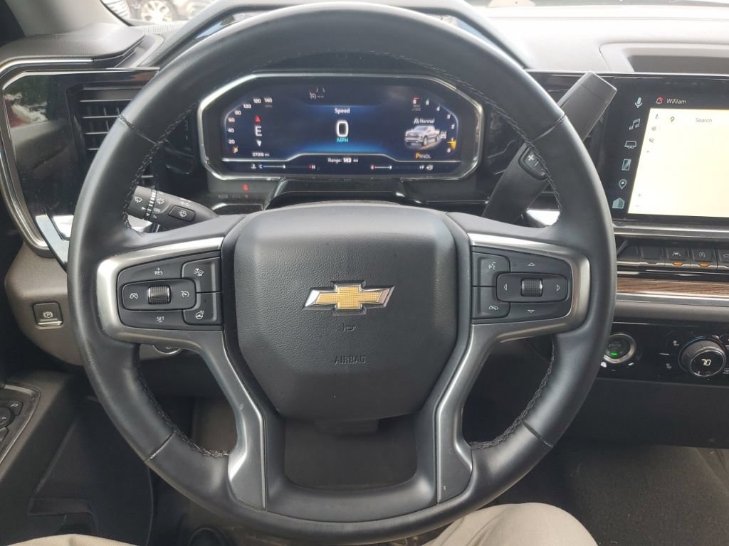 Used 2024 Chevrolet Silverado 1500 LT AWD/4WD image 22