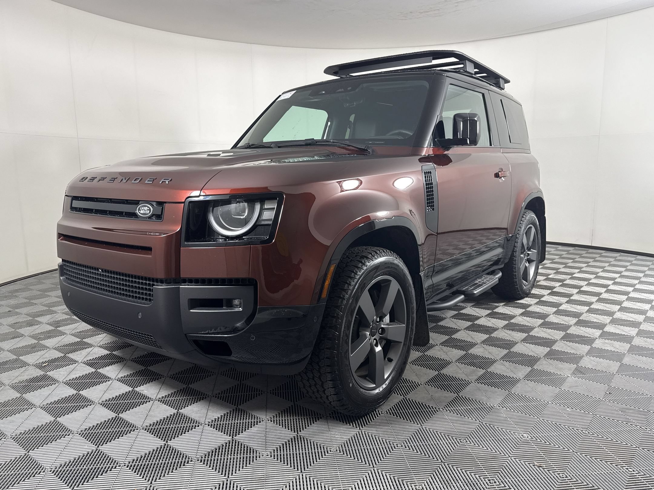 New 2026 Land Rover Defender 90 X-Dynamic SE