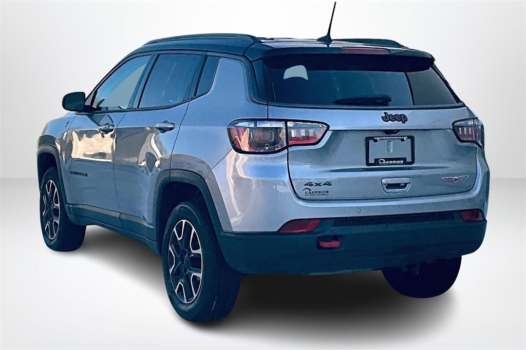 Used 2021 Jeep Compass Trailhawk image 4