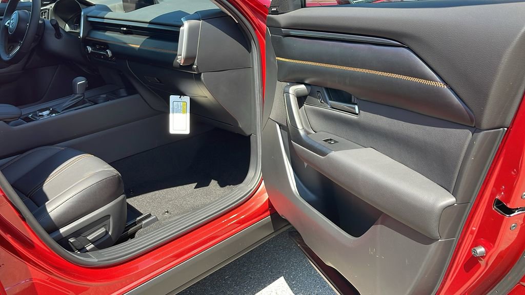 Used 2025 MAZDA CX-50 AWD 2.5 Hybrid w/ Weather Package image 35