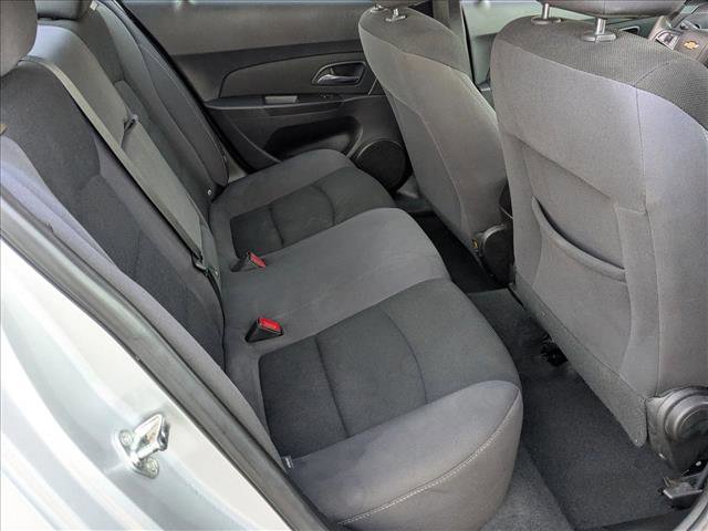 Used 2016 Chevrolet Cruze LT image 18