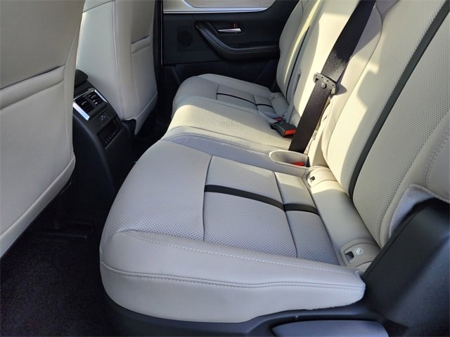 Certified 2025 MAZDA CX-90 3.3 Turbo w/ Preferred Package image 9