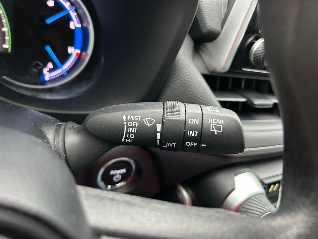 Used 2024 Toyota RAV4 AWD Hybrid image 21