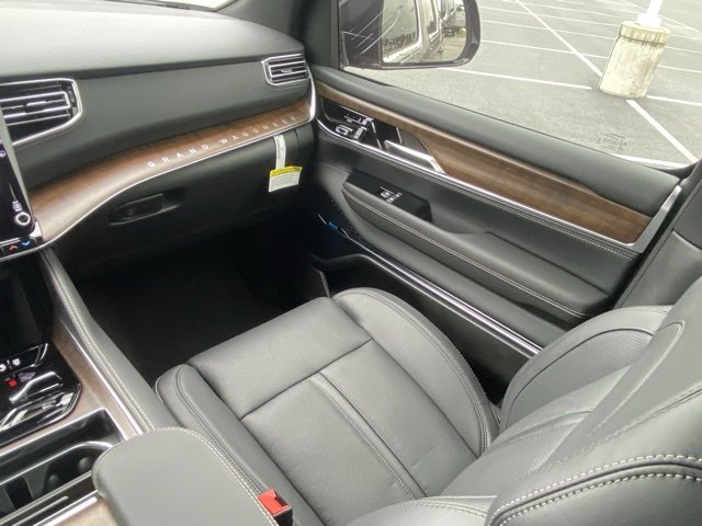 New 2024 Jeep Grand Wagoneer Series I w/ HD Trailer Tow Package image 37