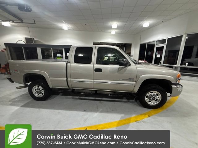 Used 2004 GMC Sierra 2500 SLT w/ Heavy-Duty Power Package AWD/4WD image 9