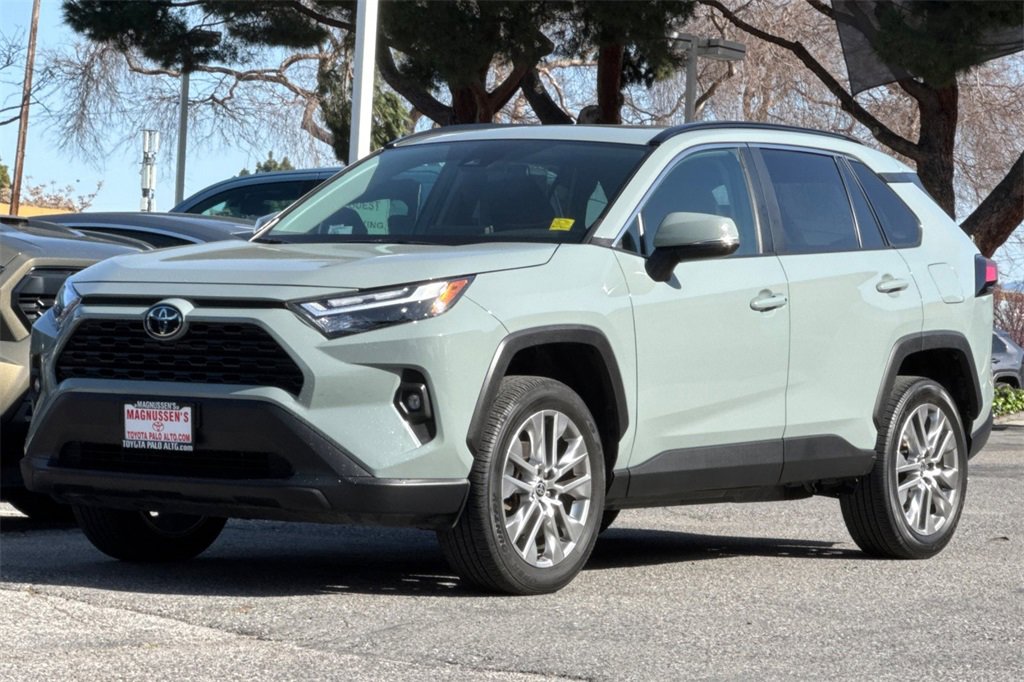 Certified 2023 Toyota RAV4 XLE Premium image 7