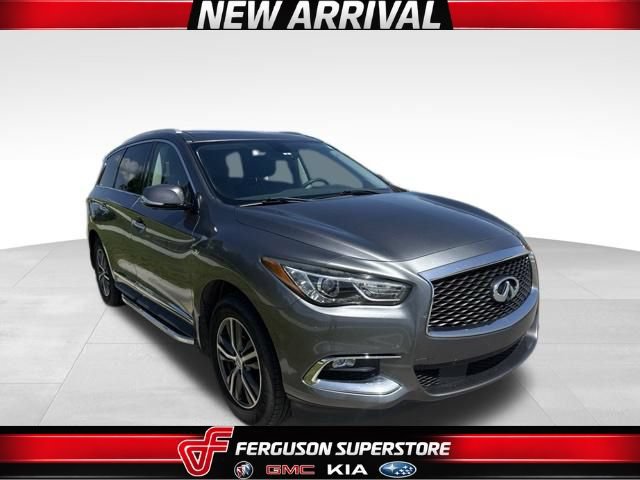 Used 2017 INFINITI QX60 Luxe w/ Premium Plus Package