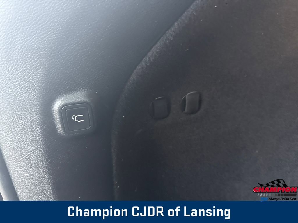 Used 2021 Jeep Cherokee Limited w/ Elite Package image 36