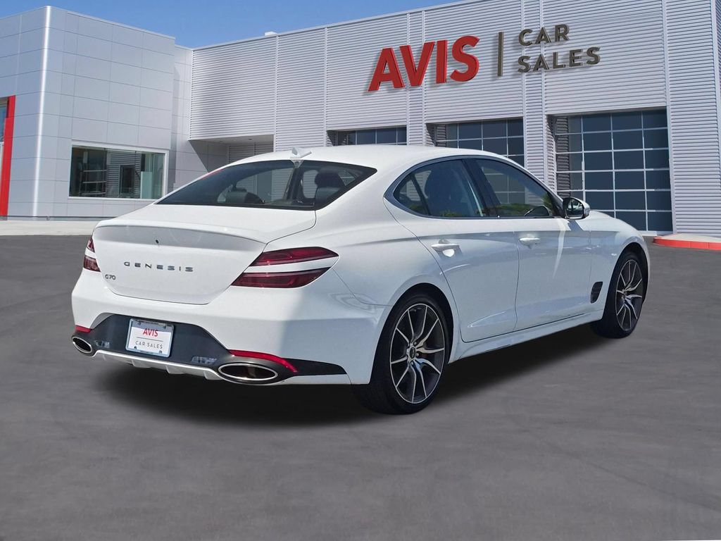 Used 2025 Genesis G70 2.5T RWD image 6
