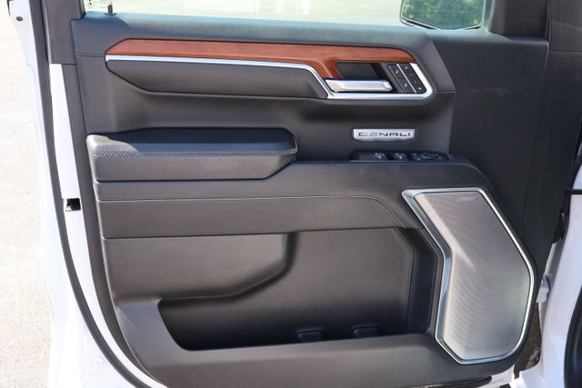 Used 2023 GMC Sierra 1500 Denali AWD/4WD image 19