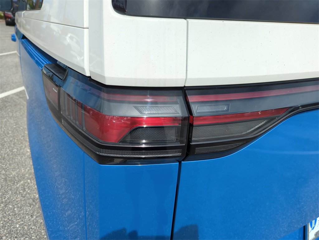 New 2025 Volkswagen ID. Buzz Pro S Plus image 14