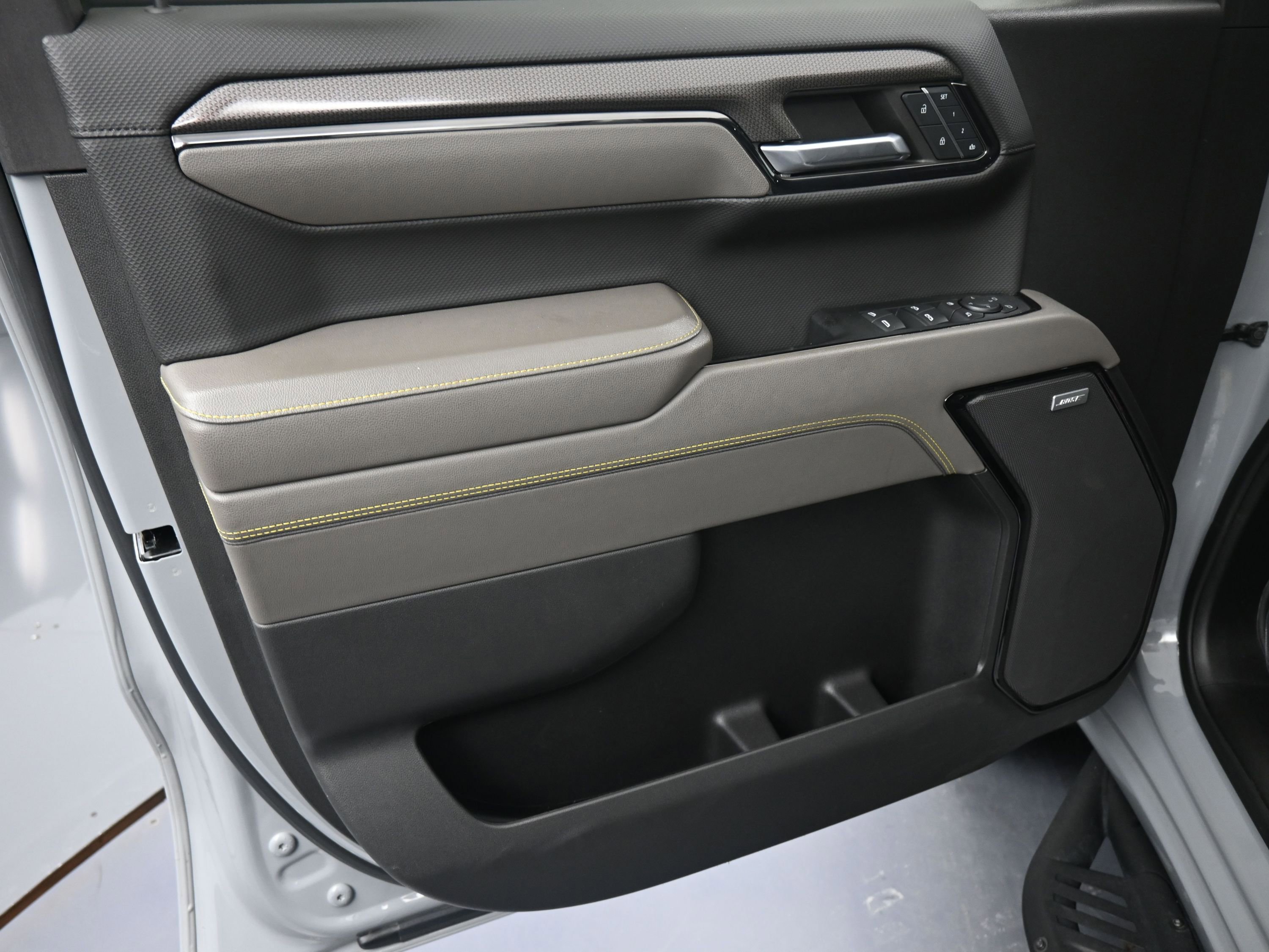 Certified 2024 Chevrolet Silverado 1500 ZR2 w/ Technology Package image 14