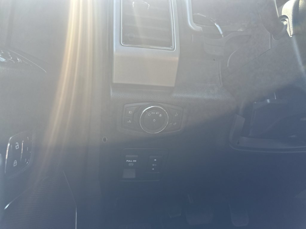 Used 2020 Ford F150 Lariat AWD/4WD image 18