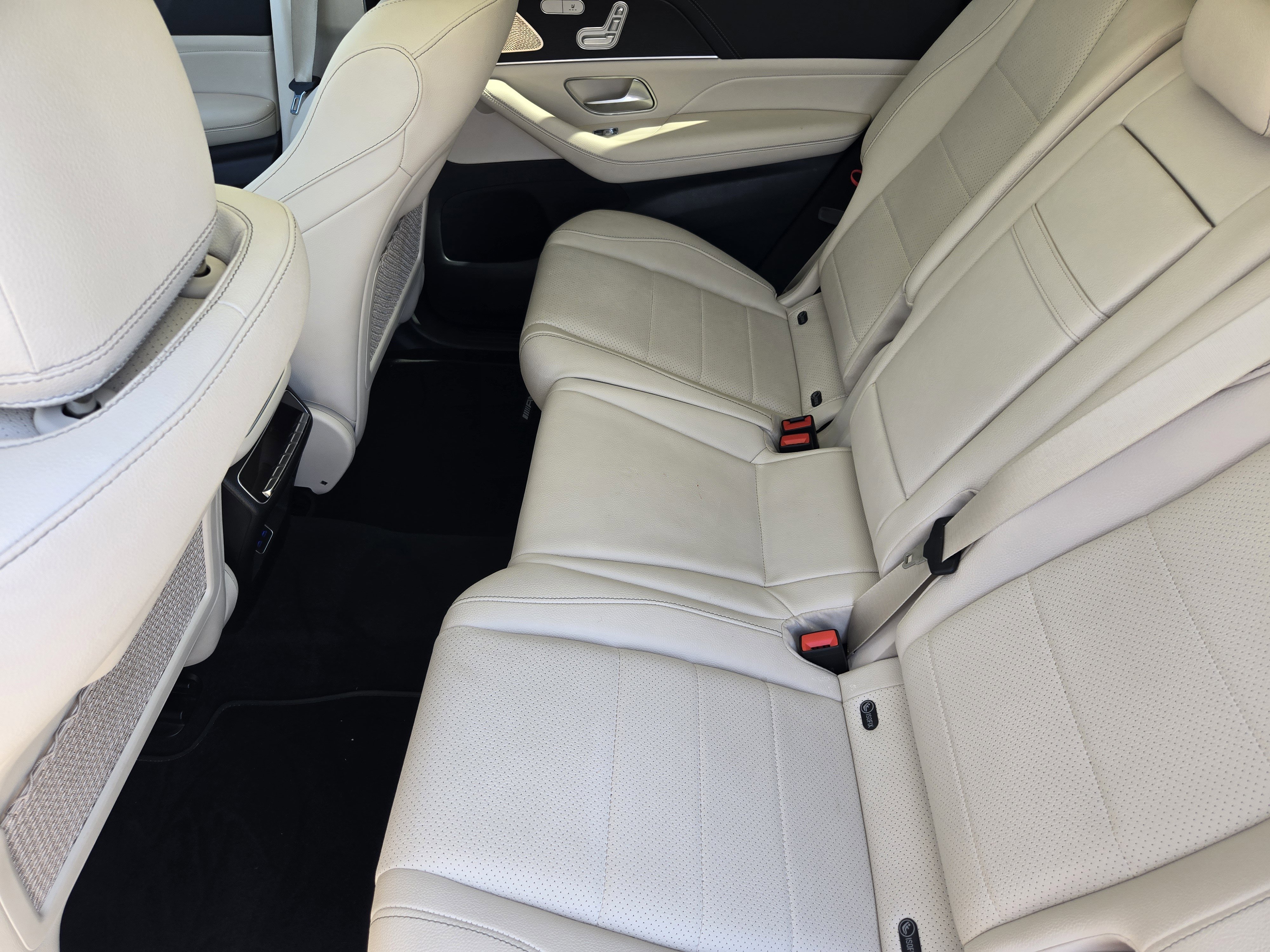 Used 2025 Mercedes-Benz GLS 450 4MATIC image 22