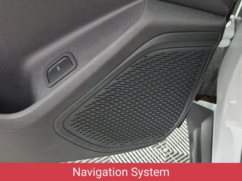 Used 2025 Chevrolet Traverse LT w/ Driver Confidence Package FWD image 15
