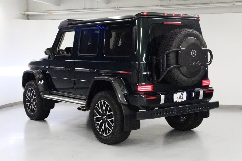 Used 2023 Mercedes-Benz G 63 AMG Squared image 9