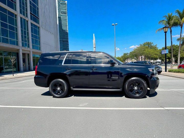 Used 2017 Chevrolet Tahoe LT image 2