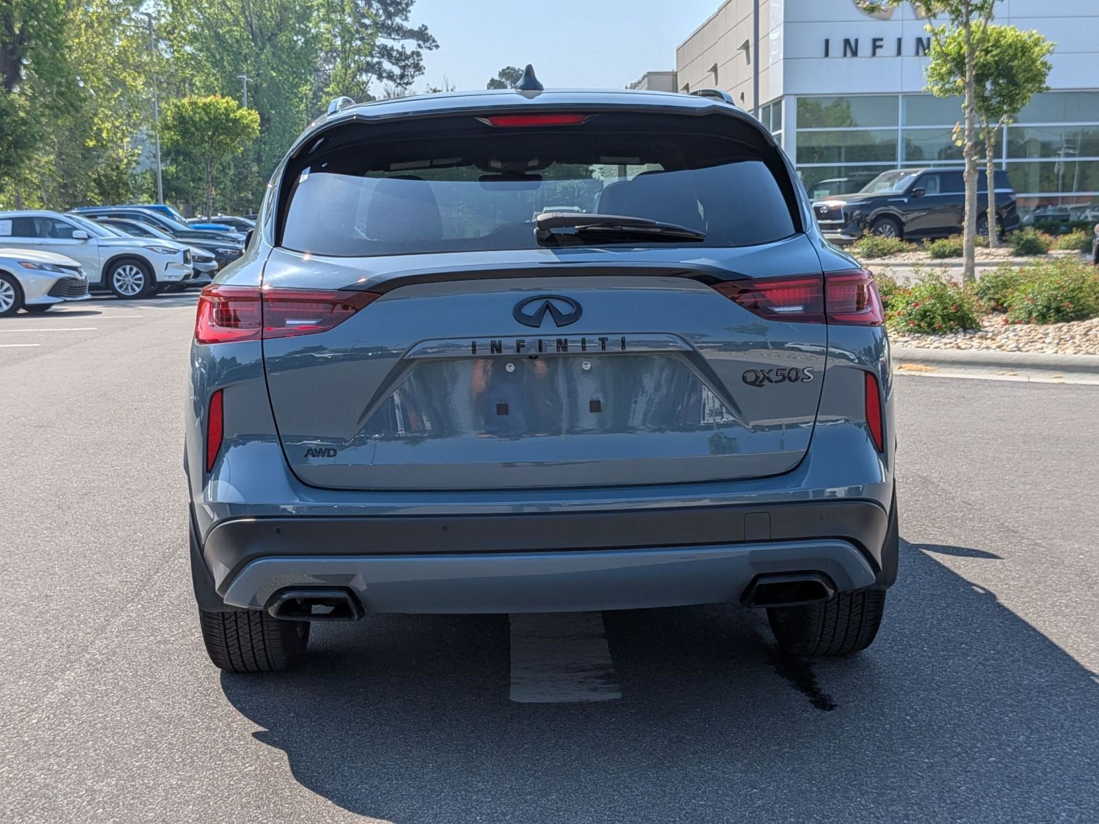 Used 2025 INFINITI QX50 Sport AWD/4WD image 4
