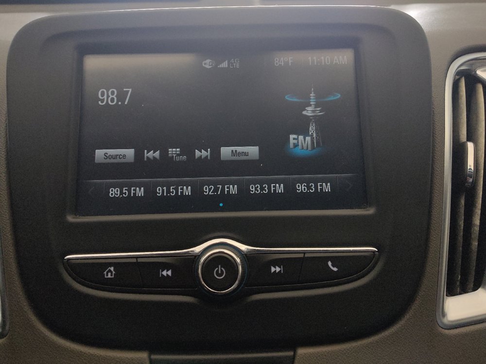 Used 2018 Chevrolet Malibu LT FWD image 25