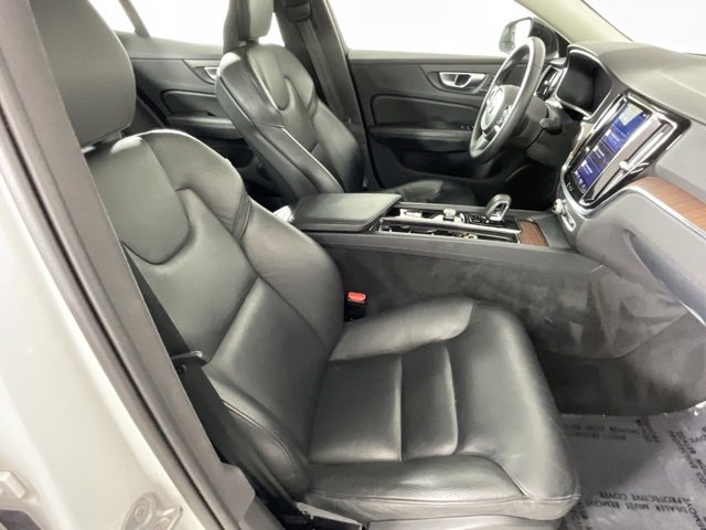 Used 2024 Volvo S60 B5 Plus image 13