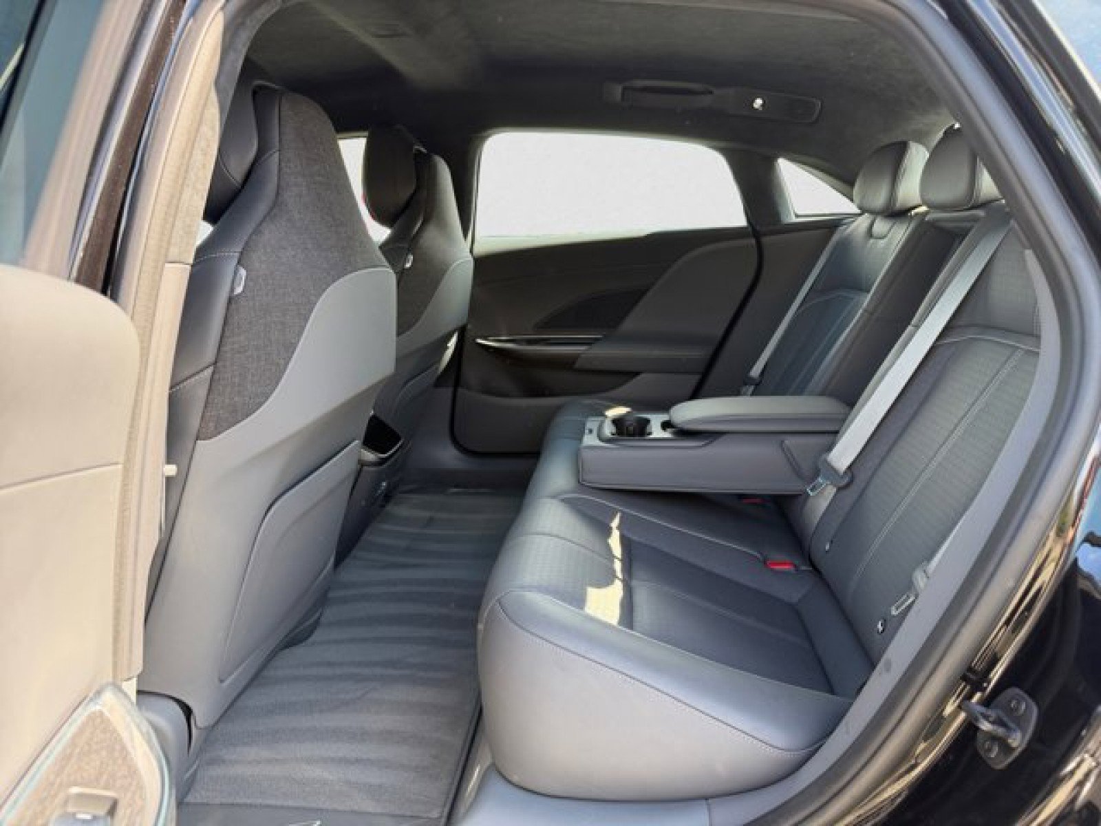 Used 2024 Lucid Air Grand Touring AWD/4WD image 18