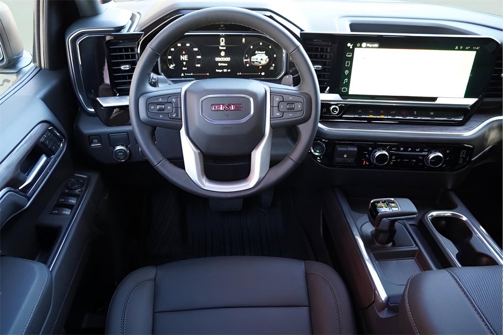 New 2026 GMC Sierra 1500 SLT image 18