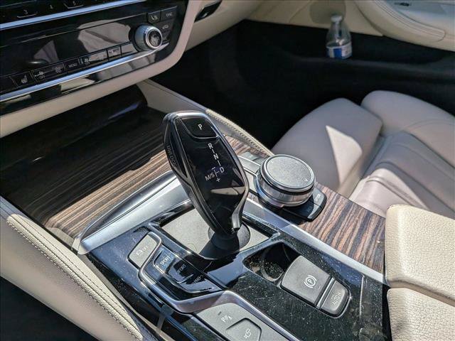 Used 2018 BMW 530i RWD image 11