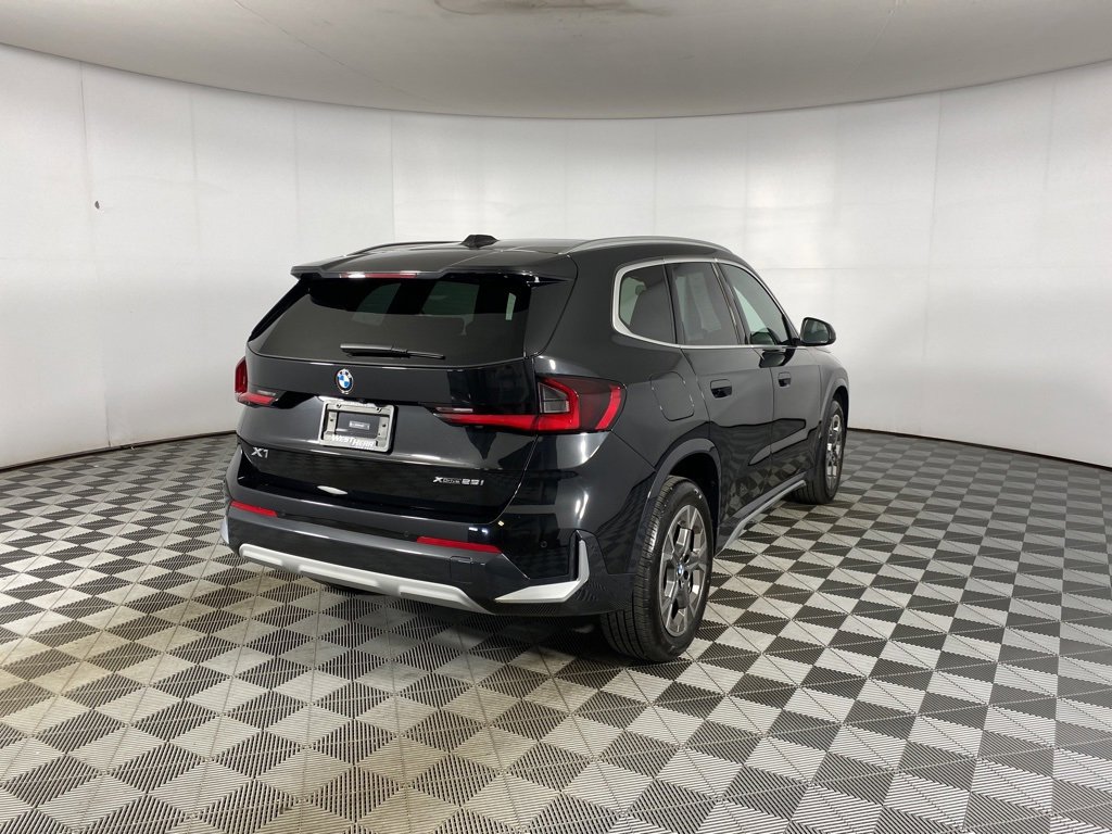 Certified 2025 BMW X1 xDrive28i w/ Convenience Package image 24