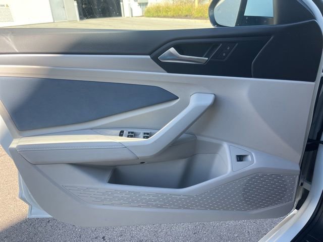 New 2026 Volkswagen Jetta SE FWD image 6