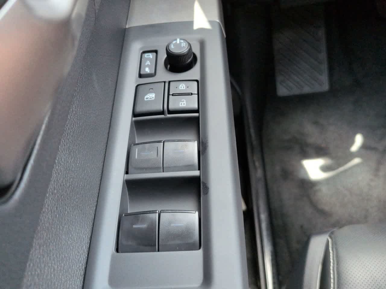 New 2026 Toyota Tundra Limited AWD/4WD image 22
