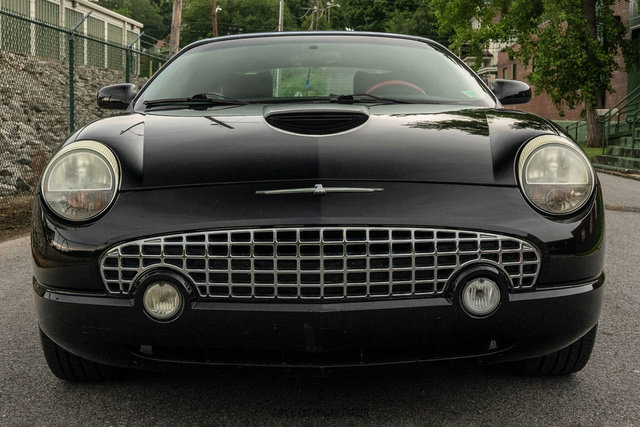 Used 2003 Ford Thunderbird RWD image 15