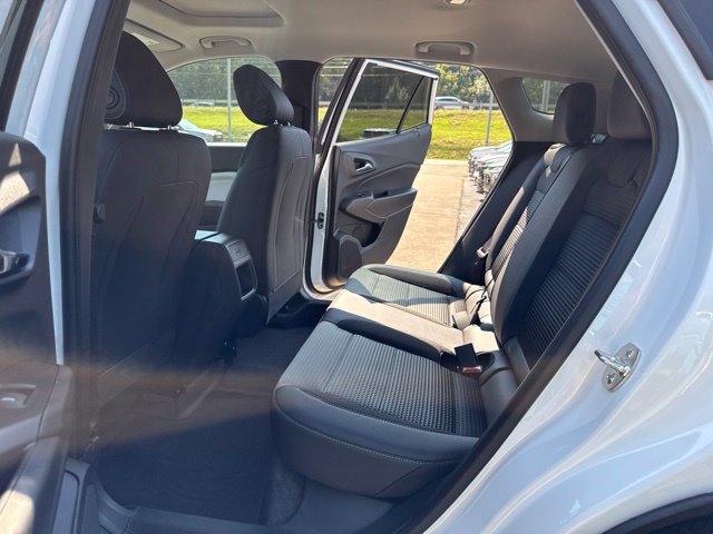 New 2026 Chevrolet Trax LT w/ Sunroof Package FWD image 24