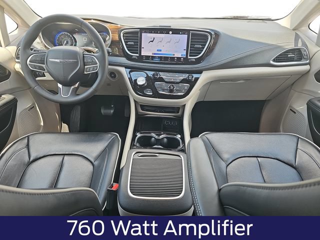 Used 2023 Chrysler Pacifica Limited w/ Uconnect Theater Family Group AWD/4WD image 11