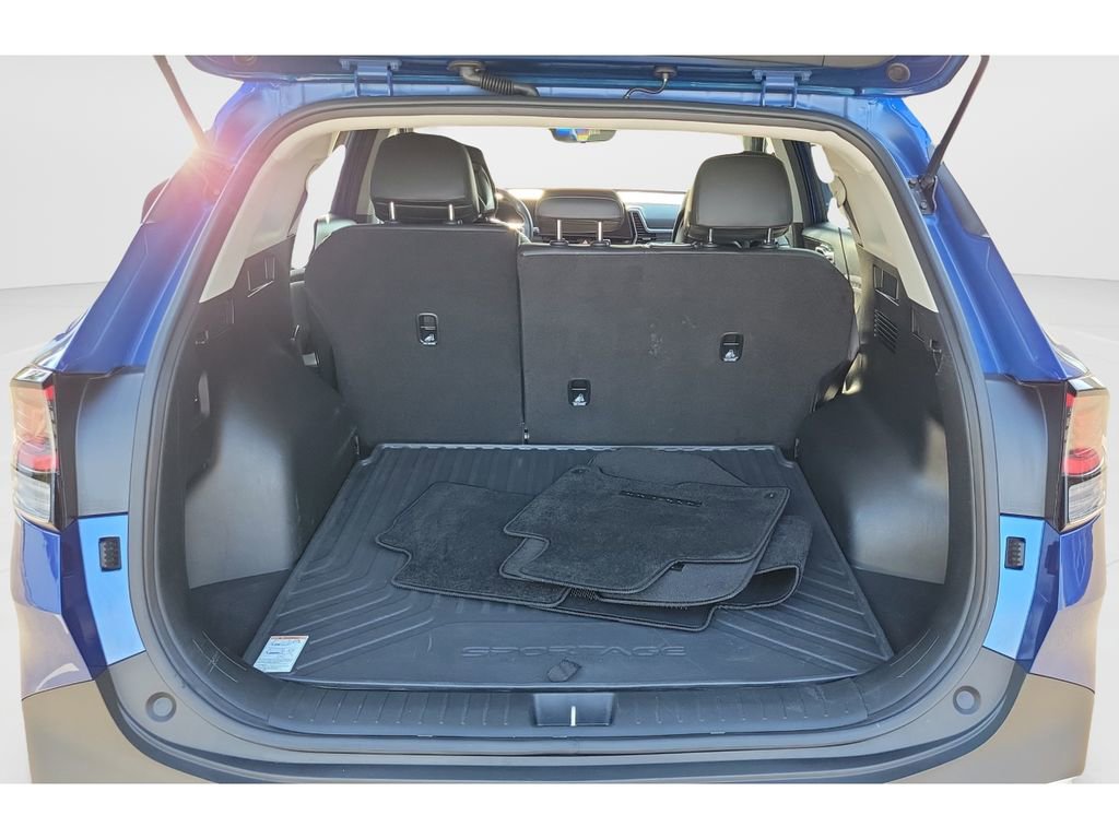 Used 2023 Kia Sportage EX image 12