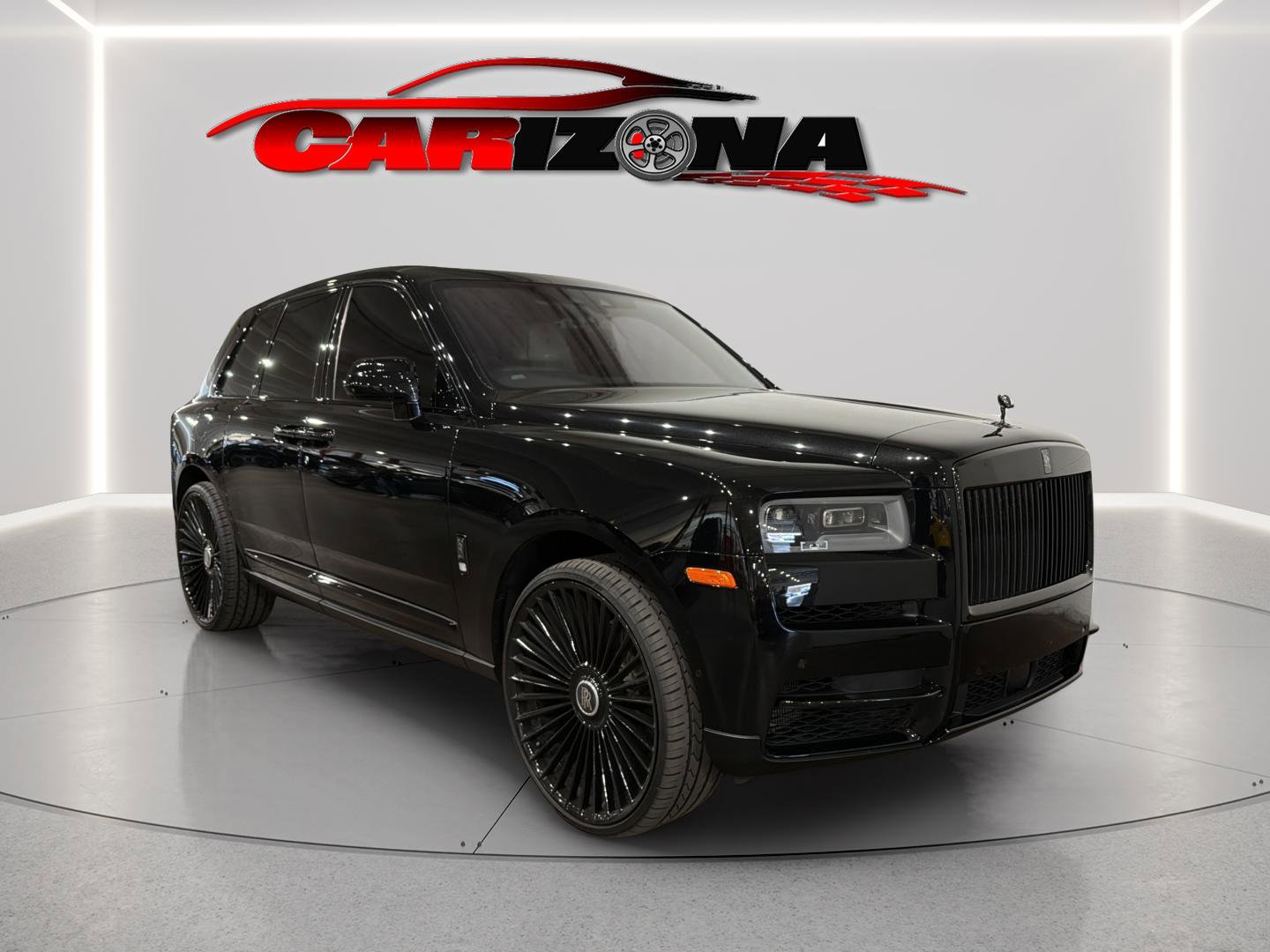 Used 2022 Rolls-Royce Cullinan Black Badge w/ Dark Exterior Package image 7