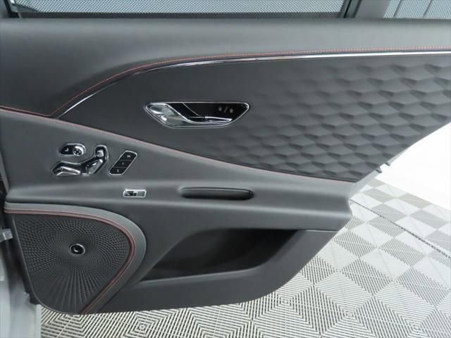New 2025 Bentley Flying Spur Plug-In Hybrid image 29