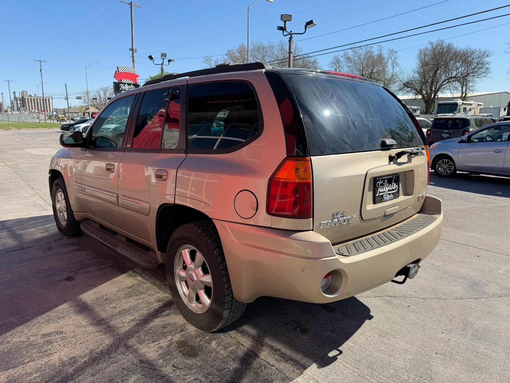 Used 2004 GMC Envoy SLT w/ Preferred Equipment Group AWD/4WD image 5