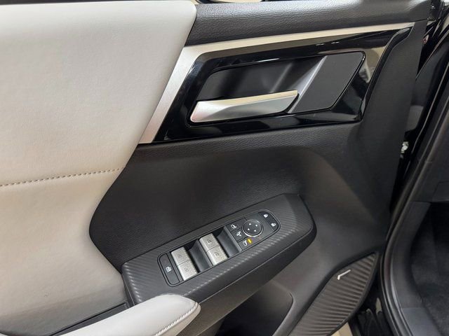 New 2026 Mitsubishi Outlander SE AWD/4WD image 7