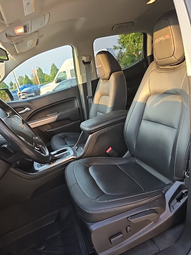 Used 2022 Chevrolet Colorado ZR2 image 14