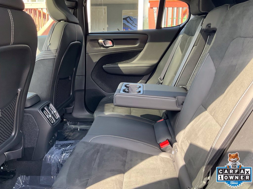Used 2023 Volvo C40 P8 Recharge Ultimate AWD/4WD image 35