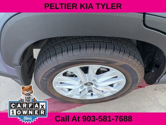 Used 2023 Toyota Corolla Cross LE image 14