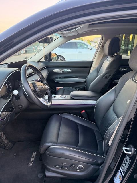 Used 2023 Genesis Electrified GV70 AWD/4WD image 11