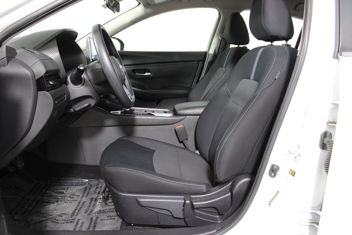 Used 2024 Nissan Sentra SV FWD image 26